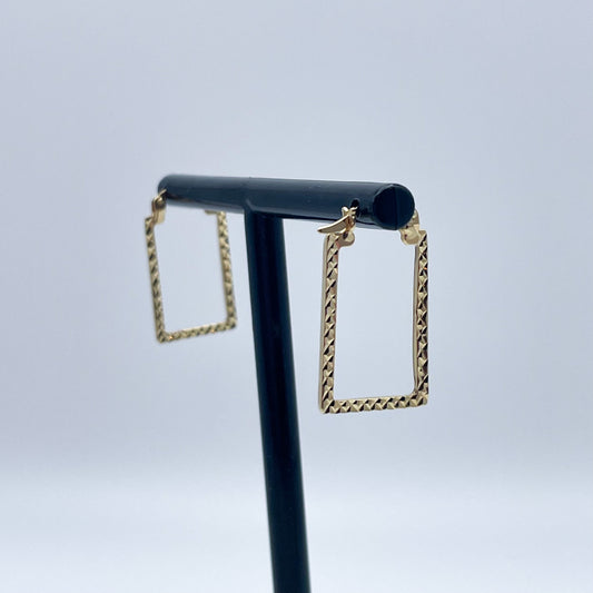 18K Confidence Rectangular Earrings