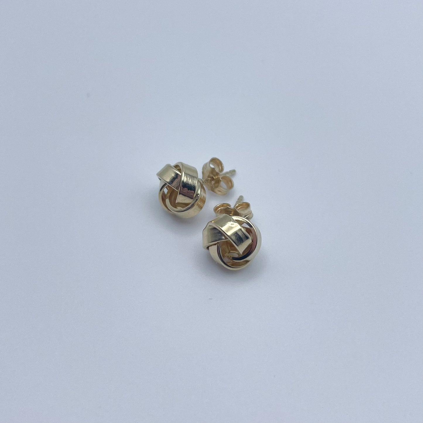 18K Love Knot Earrings