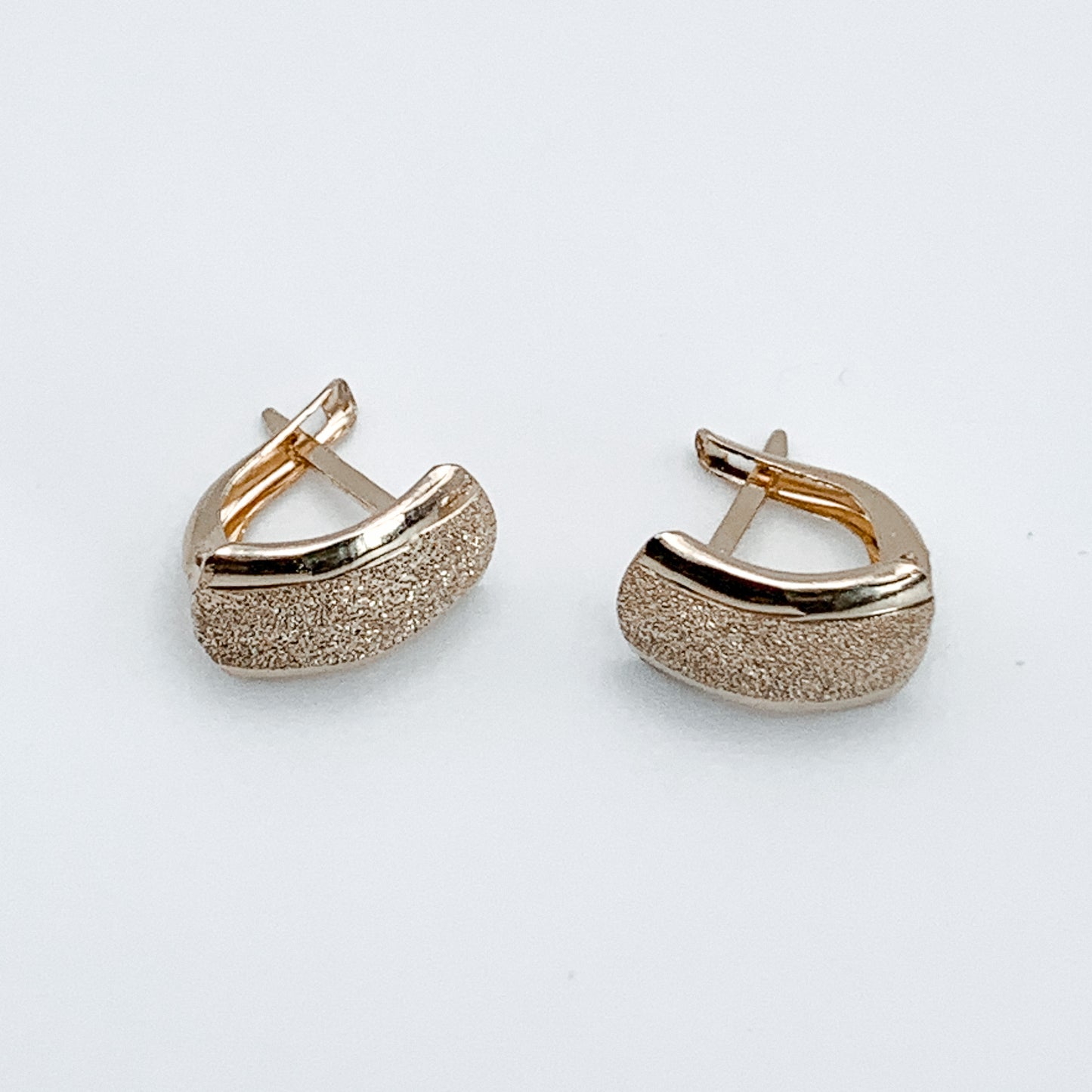18K Radiance Clip Earrings
