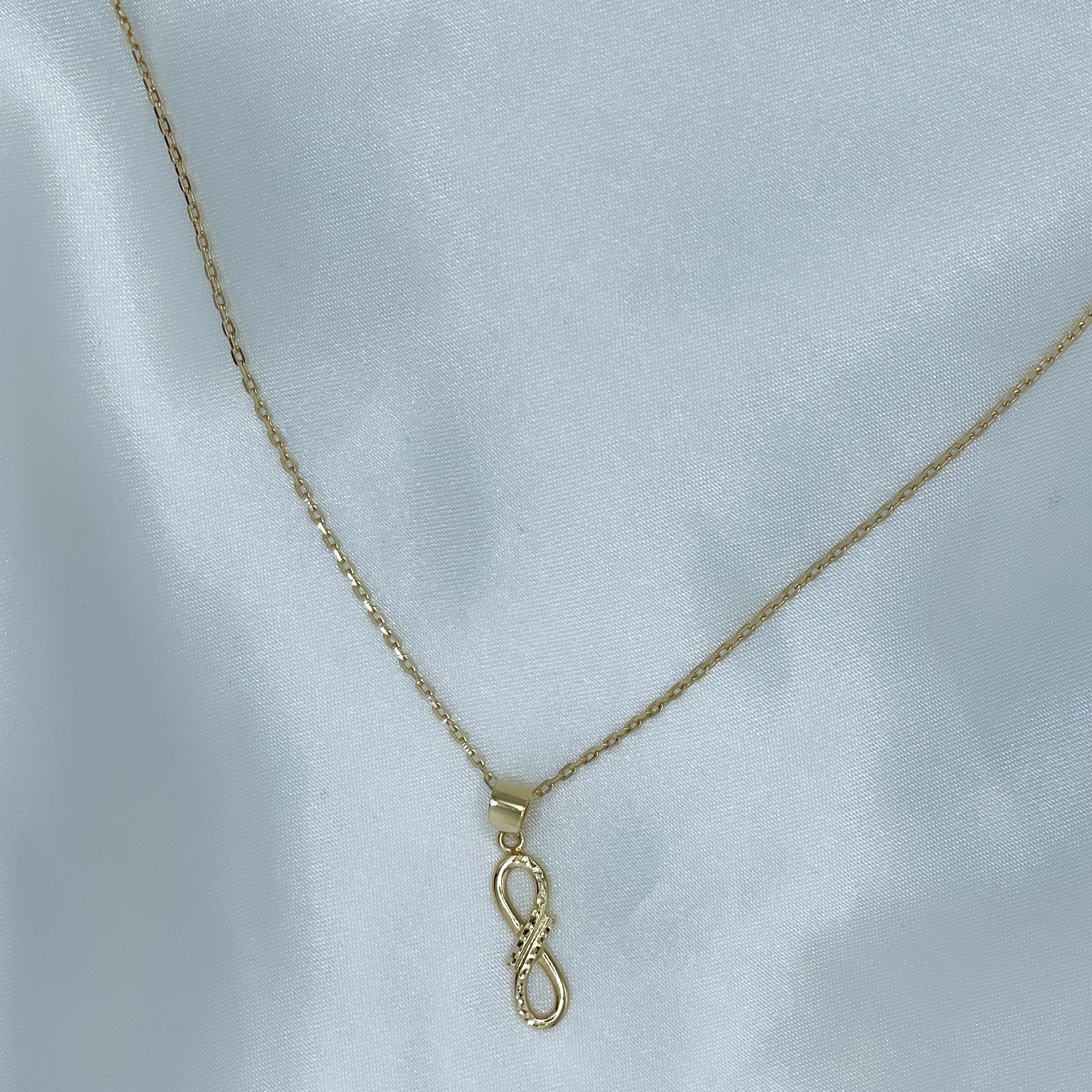 Infinity name necklace sales kay jewelers